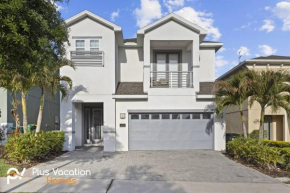 360-Family Home by Disney with Private POOL